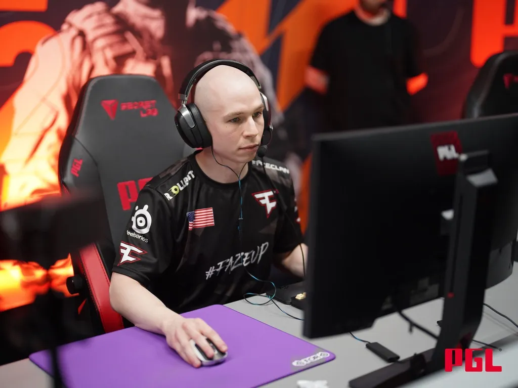 EliGE